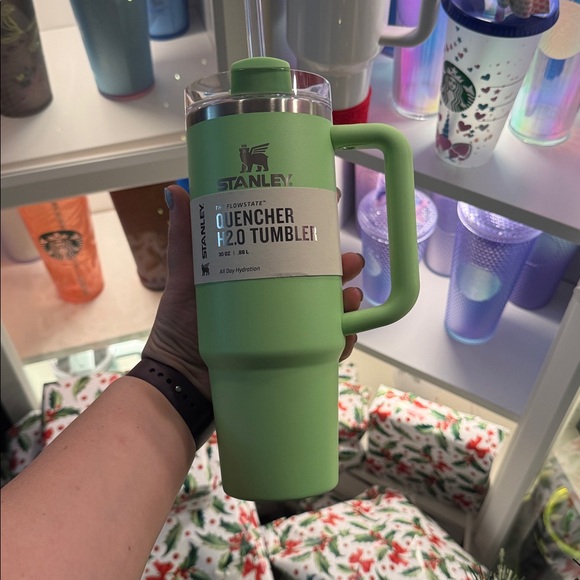 Green target Stanley - Picture 1 of 3